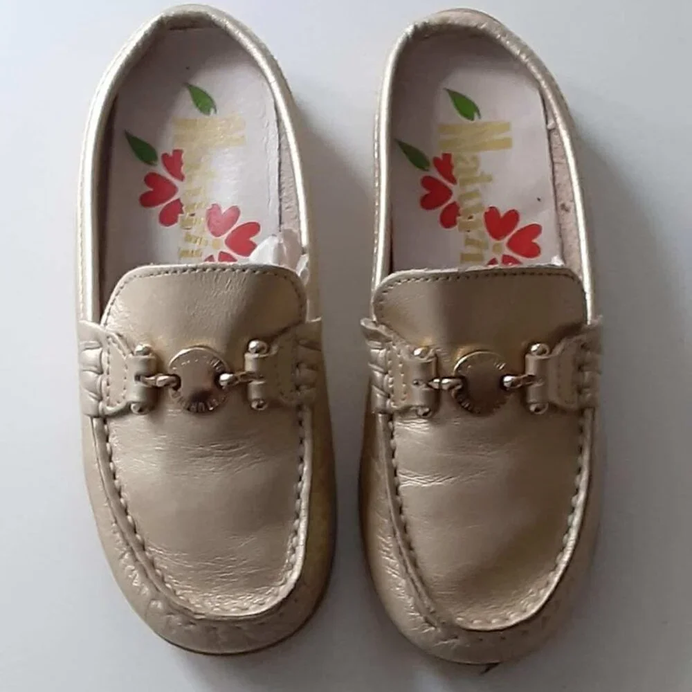 Naturino gold leather